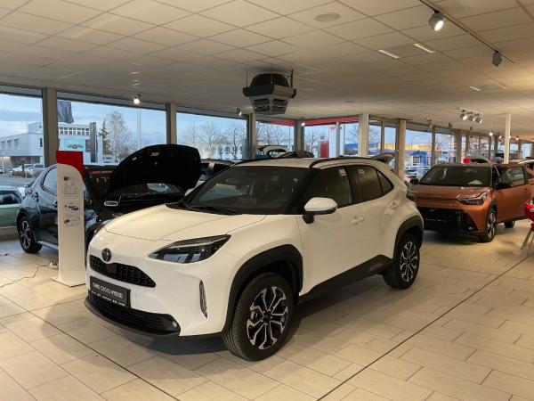 Toyota Yaris Cross 4x2 Hybrid Teamplayer+Winter-Paket