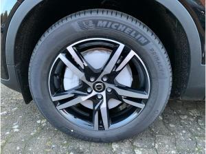 Volvo XC40 B3 Plus Dark