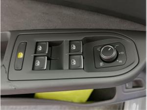 Volkswagen Golf Variant R-Line 1.5 l eTSI DSG SOFORT VERFÜGBAR!