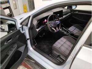Volkswagen Golf GTI DSG PANO AHK BLACK STYLE WINTERRÄDER GARANTIE