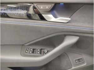 Volkswagen Passat Variant 2.0 TSI DSG 4Motion R-Line Navi IQ.Light DCC DAB+ FrontAssist