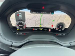 Audi Q2 Advanced 35TFSI S-Tr. Navi AHK ACC