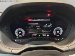 Audi Q2 S-Line 35TFSI S-Tr. Navi Rückfahrkamera