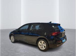 Volkswagen Golf VIII 1.5 eTSI DSG Life Navi Ganzjahresreifen