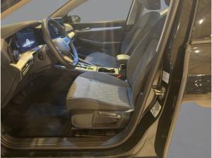 Volkswagen Golf VIII 1.5 eTSI DSG Life Navi Ganzjahresreifen