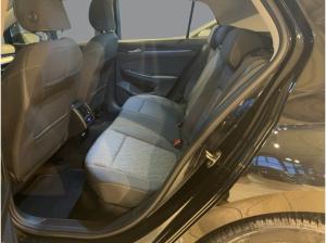 Volkswagen Golf VIII 1.5 eTSI DSG Life Navi Ganzjahresreifen