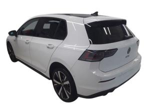 Volkswagen Golf 8 / 1.5 TSI GTE PANO BLACK STYLE WINTERRÄDER GARANTIE
