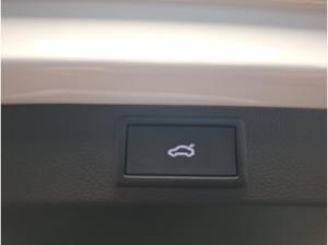 Skoda Karoq 2.0 TDI Selection AHK CarPlay SHZ KeyLess