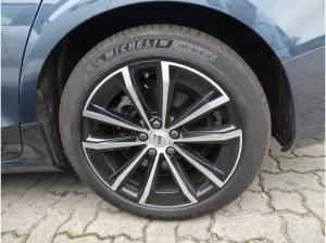 Volvo V60 T6 Twin Engine AWD Core Plug-In (E6e) Klima