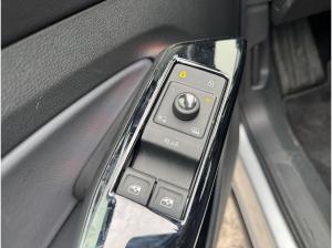 Volkswagen ID.4 - Pure Performance 125 kW NAVI LED SHZ ALU