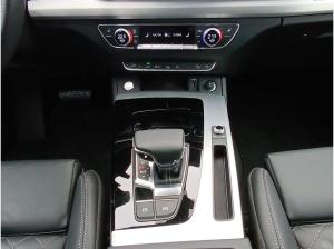 Audi Q5 TFSI e quattro S-tronic S line Matrix Leder Head up Luftfederung AHK ACC