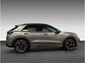 Volkswagen T-Roc 1.5 eTSI DSG R-Line Pano AHK Black Style