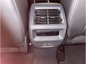 Volkswagen Tiguan 1.5 eTSI DSG R-Line Navi Klima