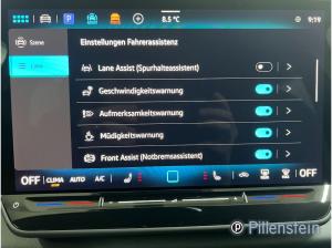 Volkswagen T-Roc TSI DSG R-LINE/BLACK AHK+NAVI+AREA+YORK+36