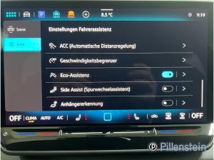 Volkswagen T-Roc TSI DSG R-LINE/BLACK AHK+NAVI+AREA+YORK+36