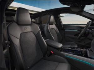 Audi A5 Avant e-hybrid quattro 270 kW S tronic / Tech pro / HUD / AHK / PANO / B & O / MEMORY