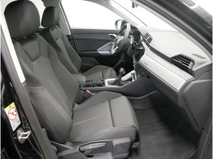 Audi Q3 35 TFSI S tro. advanced LED AHK PDC+ SHZ