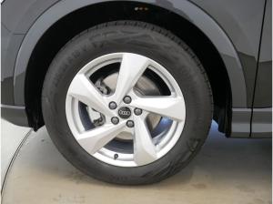 Audi Q3 35 TFSI S tro. advanced LED AHK virt. Cock.