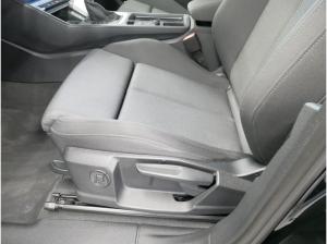 Audi Q3 35 TFSI S tro. advanced LED AHK virt. Cock.