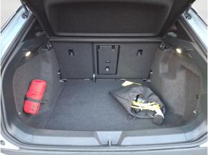 Volkswagen ID.4 Pure mit Infotainment-Paket, Allwetterreifen, Anschlussgarantie