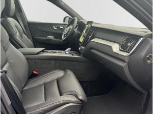 Volvo XC60 B5 Benzin AWD Plus Black Edition 21'' 360 Kamera Panorama HUD ACC LED Harman