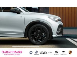 Volkswagen Tiguan 1.5 eTSI R-Line AHK HD-MATRIX PANO SOUND