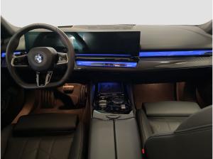 BMW 520 i Touring M Sport Standheizung AHK Harman/K