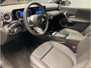 Mercedes-Benz A 200 Progressive Panodach Multibeam 🔥