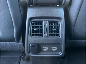 Renault Captur INTENS E-TECH Plug-in 160 Apple CarPlay S