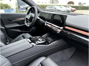 BMW i5 xDrive40 Limousine M Sport Pro Head-Up DAB