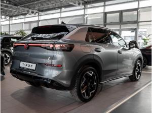 Volkswagen T-Roc R-Line 1.5 l eTSI OPF DSG Pano Kam.