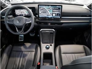 Volkswagen T-Roc R-Line 1.5 l eTSI OPF DSG Pano R-Line AHK