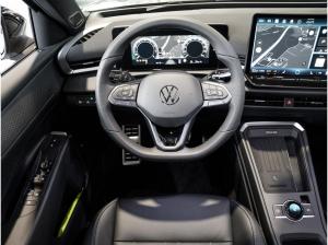 Volkswagen T-Roc R-Line 1.5 l eTSI OPF DSG Pano R-Line AHK