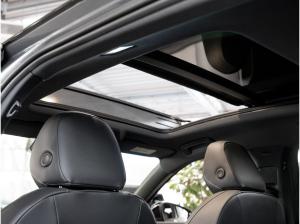 Volkswagen T-Roc R-Line 1.5 l eTSI OPF DSG Pano R-Line AHK