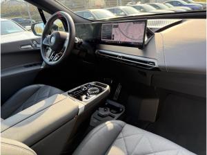 BMW ix M70 xDrive //SkyLounge B&W AHK AC-LadenProf