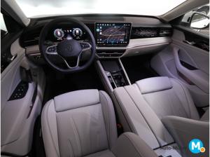 Volkswagen Passat Elegance 1.5 eHybrid 6-Gang-DSG Navi AHK
