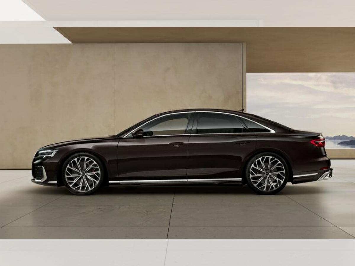 Audi S8