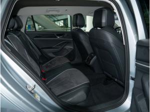 Volkswagen Passat Variant 1.5 TSI eHybrid Business AHK DCC Head-UP