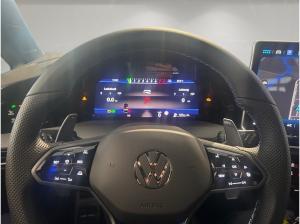 Volkswagen Golf VIII R 2.0TSI DSG 4M PANO+AKRAPOVIC+360°+WR