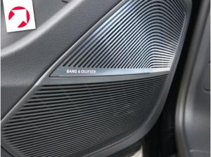 Audi RS Q8 SUV performance*PANO*AHK*B&O*OLED*MASSAGE`*