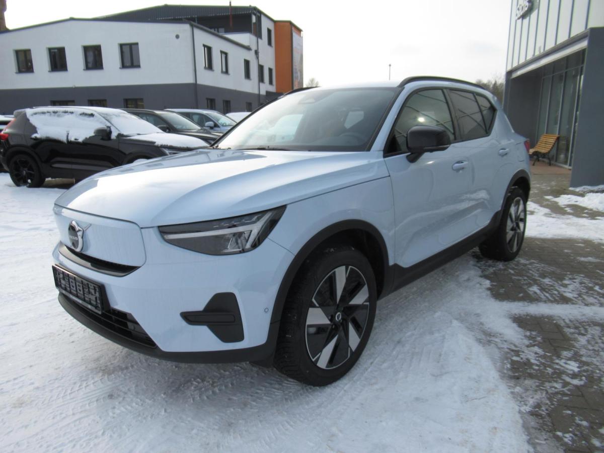 Volvo EX40 Core Single Motor inkl. Ganzjahresreifen und Wartung & Verschleiß