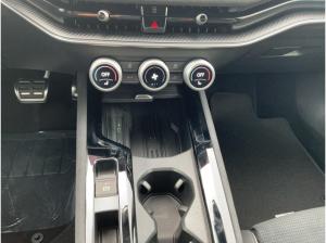 Skoda Superb Combi Sportline iV Head Up,AHK,Canton