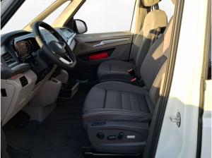 Volkswagen T7 Multivan Lang Edition Leder Pano AHK DCC Head-Up