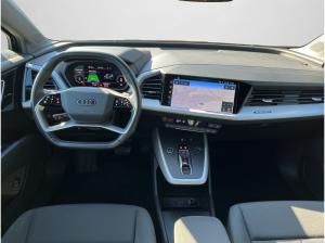 Audi Q4 e-tron 55 kWh SHZ RFK Navi ACC el. Klappe VKZ-Erk.