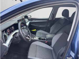 Volkswagen Golf VIII GOAL 1.5 eTSI DSG IQ.LIGHT AHK NAVI IDA REAR VIEW SHZ ACC APP