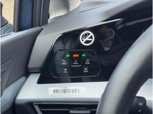 Volkswagen Golf VIII GOAL 1.5 eTSI DSG IQ.LIGHT AHK NAVI IDA REAR VIEW SHZ ACC APP