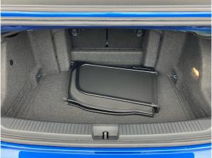 Volkswagen T-Roc Cabriolet R-LINE 1.5TSI DSG ACC.5J-G.AHK.STHZG.KAMERA.NAVI+VC.LED.LKRD-HZG.SHZ
