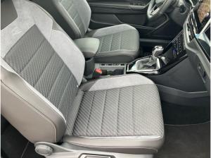 Volkswagen T-Roc Cabriolet R-LINE 1.5TSI DSG ACC.5J-G.AHK.STHZG.KAMERA.NAVI+VC.LED.LKRD-HZG.SHZ