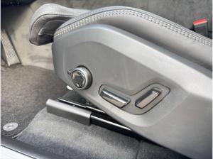 Volvo XC60 T8 AWD ULTRA DARK-360-AHK-B&W-Luft-Pilot-Sofort lieferbar!