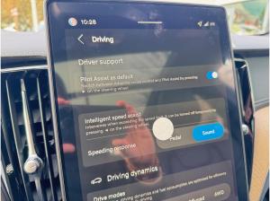 Volvo XC60 T8 AWD ULTRA DARK-360-AHK-B&W-Luft-Pilot-Sofort lieferbar!